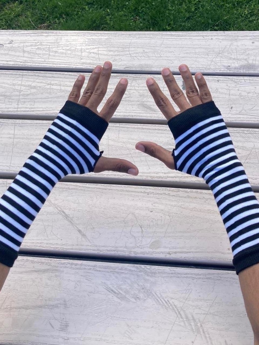 2 PCs Punk gothic Black and white striped fingerless gloves , summer style